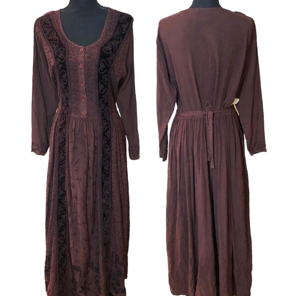 Vintage Dresses & Skirts - VTG French Gear Appliqué Embellished Embroidered Velvet Panel Pullover Dress